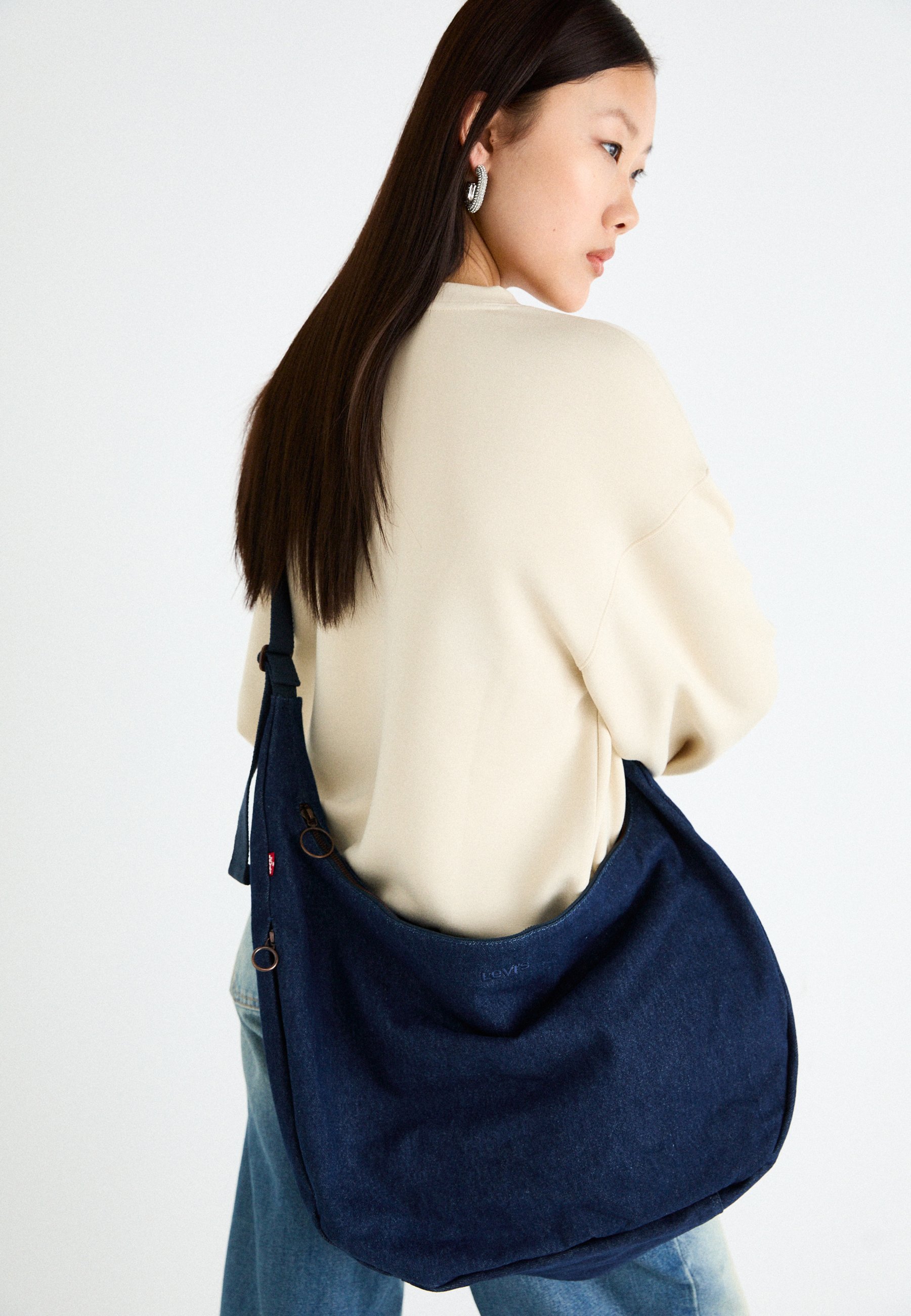 Levi's® BROOKLYN SCHOUDERTAS - Handtas - indigo wash
