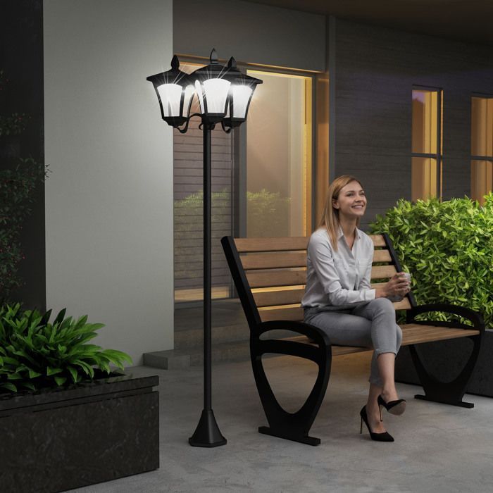 Lampadaire de jardin - Outsunny - extérieur LED solaire capteurs 3 abat-jours étanche IP44 - métal - H.182,5 cm - noir
