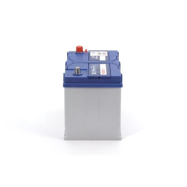 BOSCH Batterie Auto S4029 95Ah 830A / + à gauche