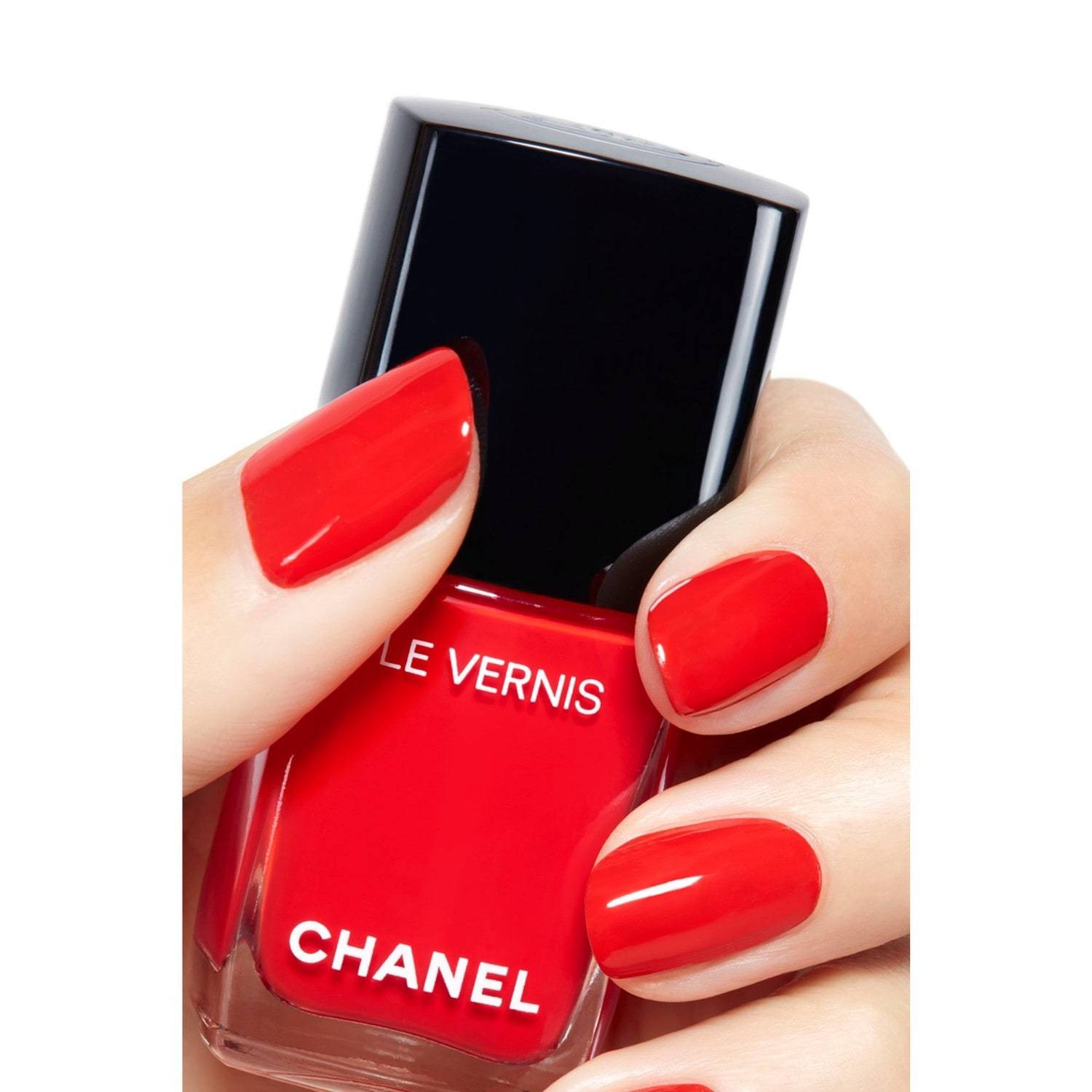 CHANEL lak za nokte LE VERNIS DUGOTRAJNA BOJA I SJAJ - 13 ml
