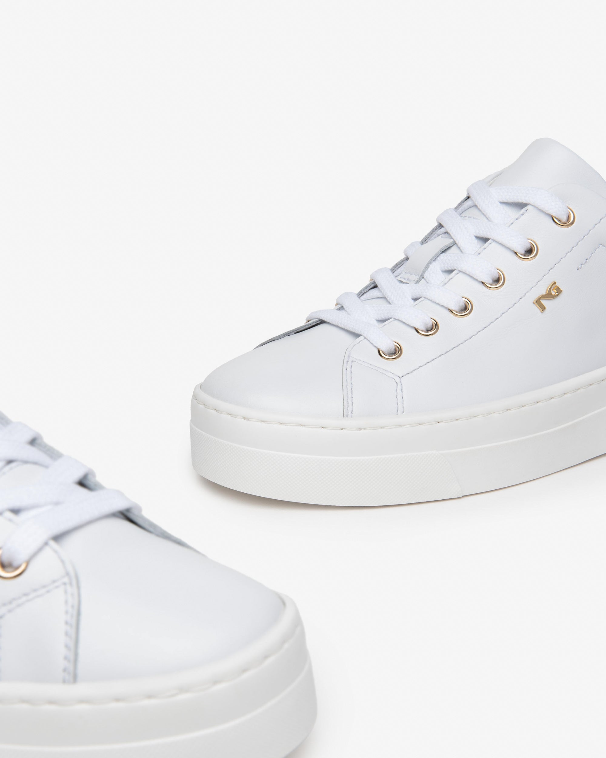 Baskets en cuir et daim pour femmes