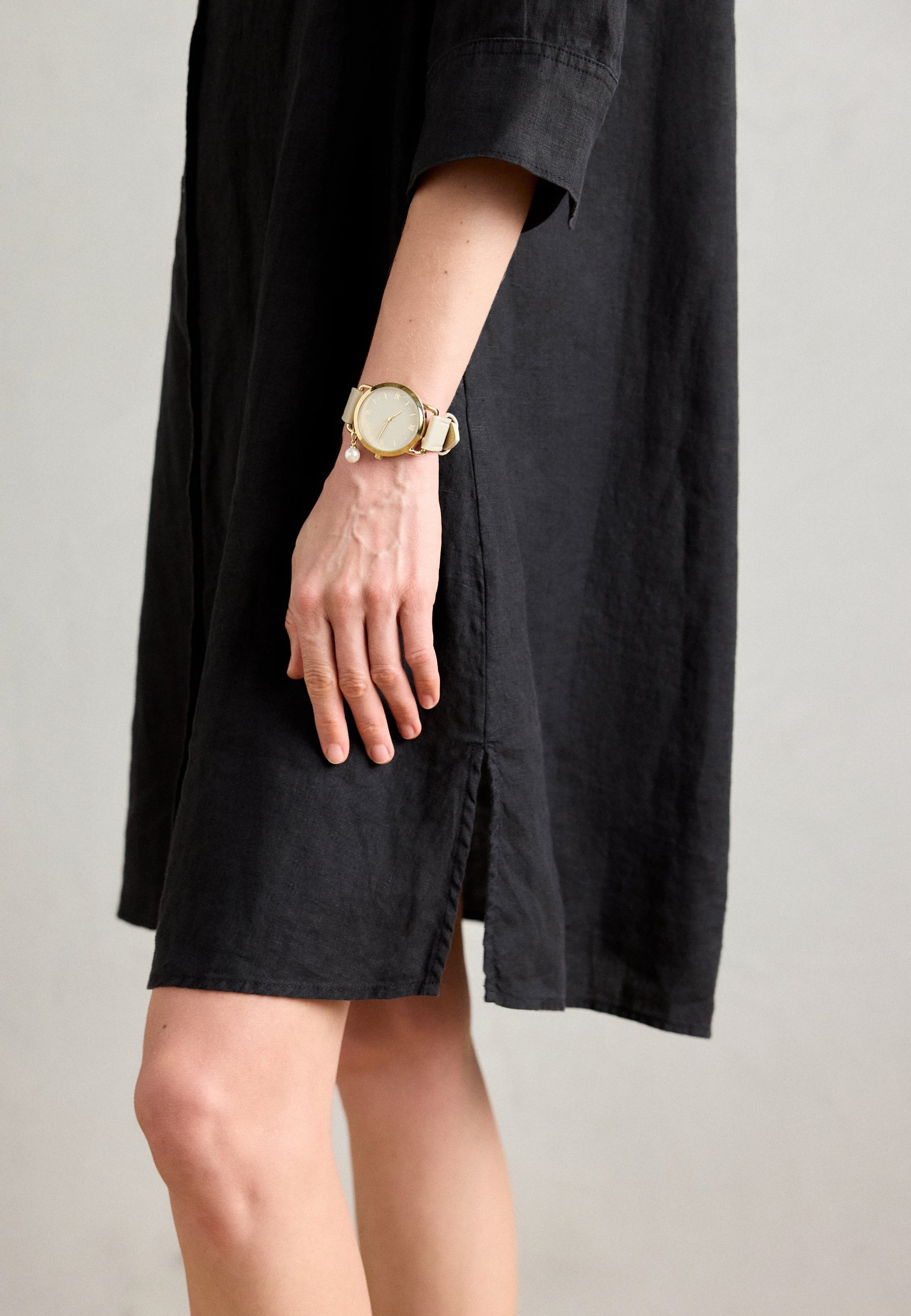 Montre Anna Field - couleur or
