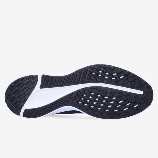 Nike Quest 5