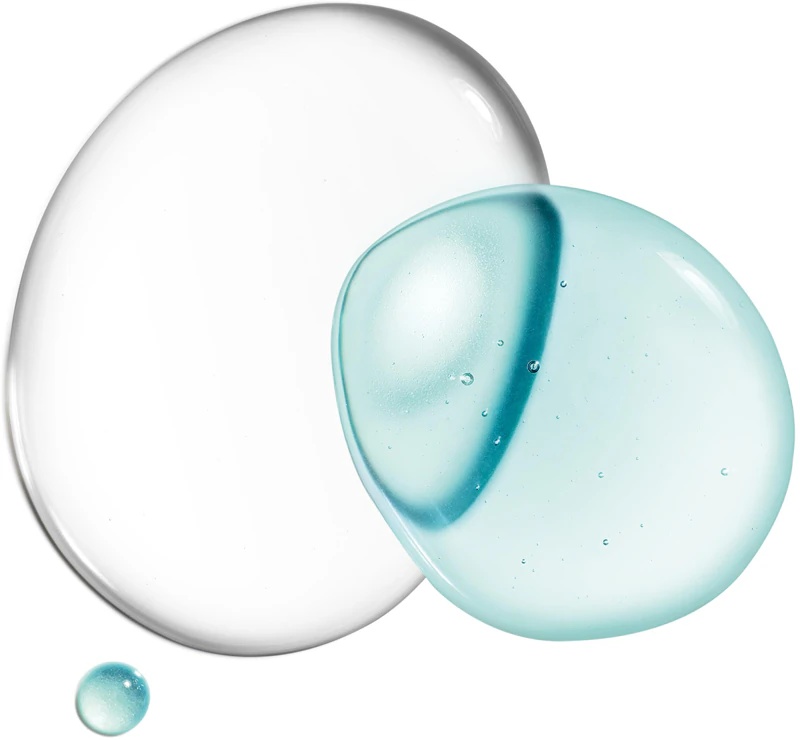 Clarins Cleansing Instant Eye Make-Up Remover ir divfāžu acu kosmētikas noņēmējs jutīgām acīm.