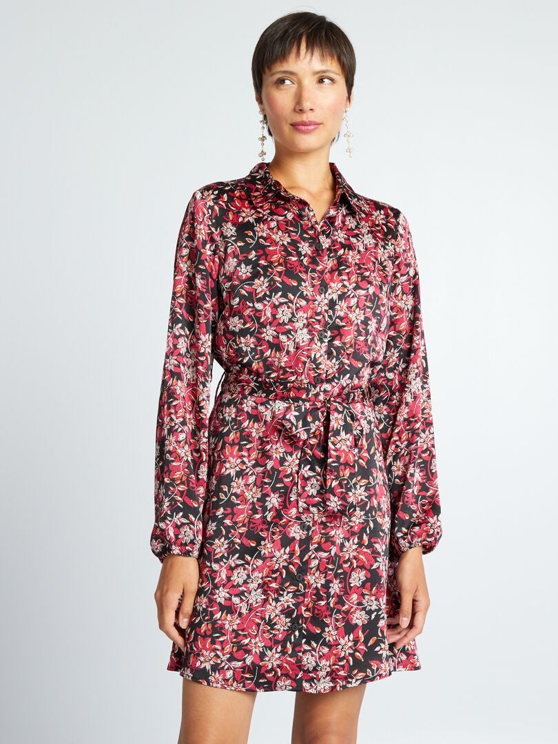 Vestido corto con cinturón - NEGRO