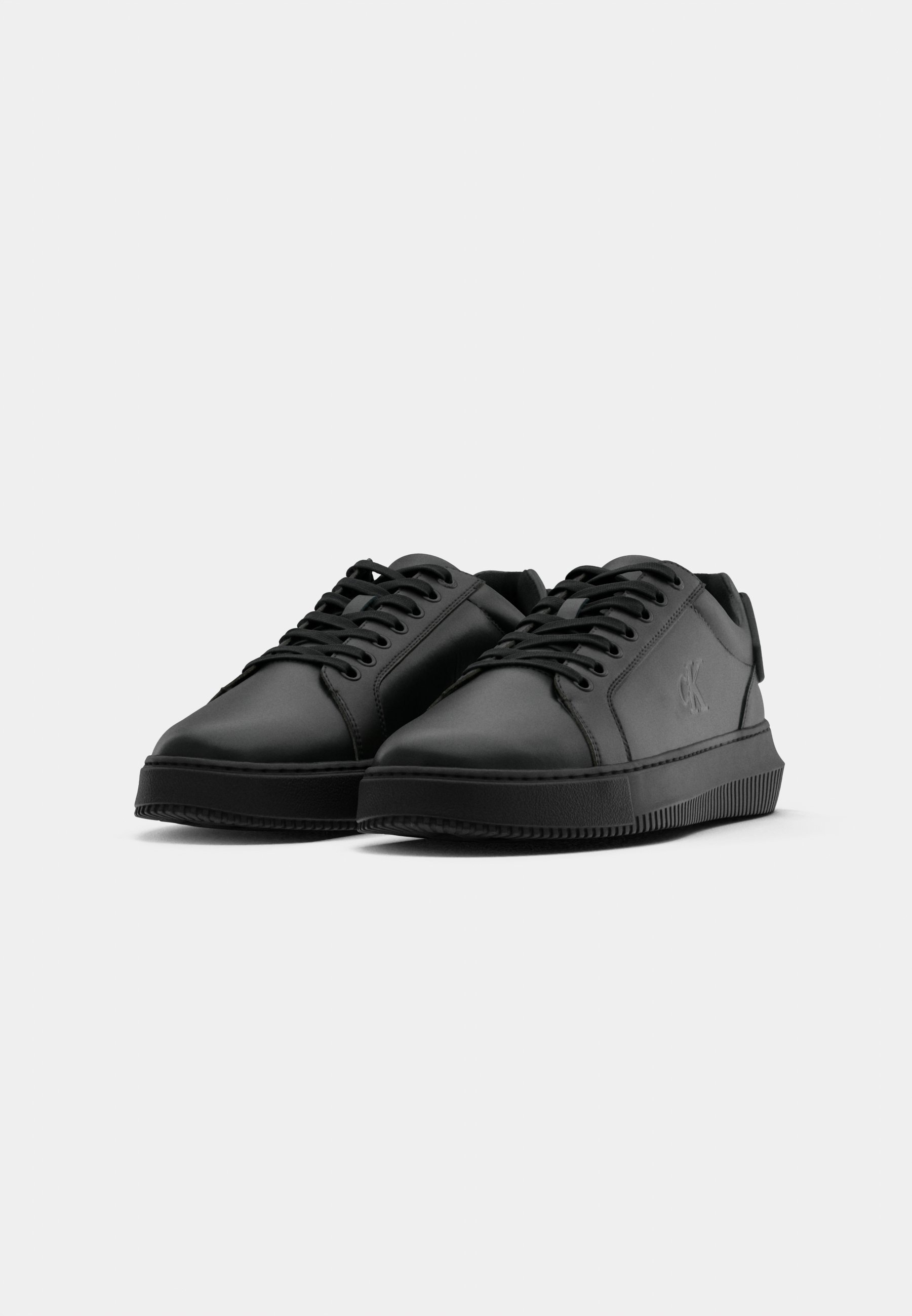 Calvin Klein Jeans CHUNKY CUPSOLE - Sneakers - volledig zwart