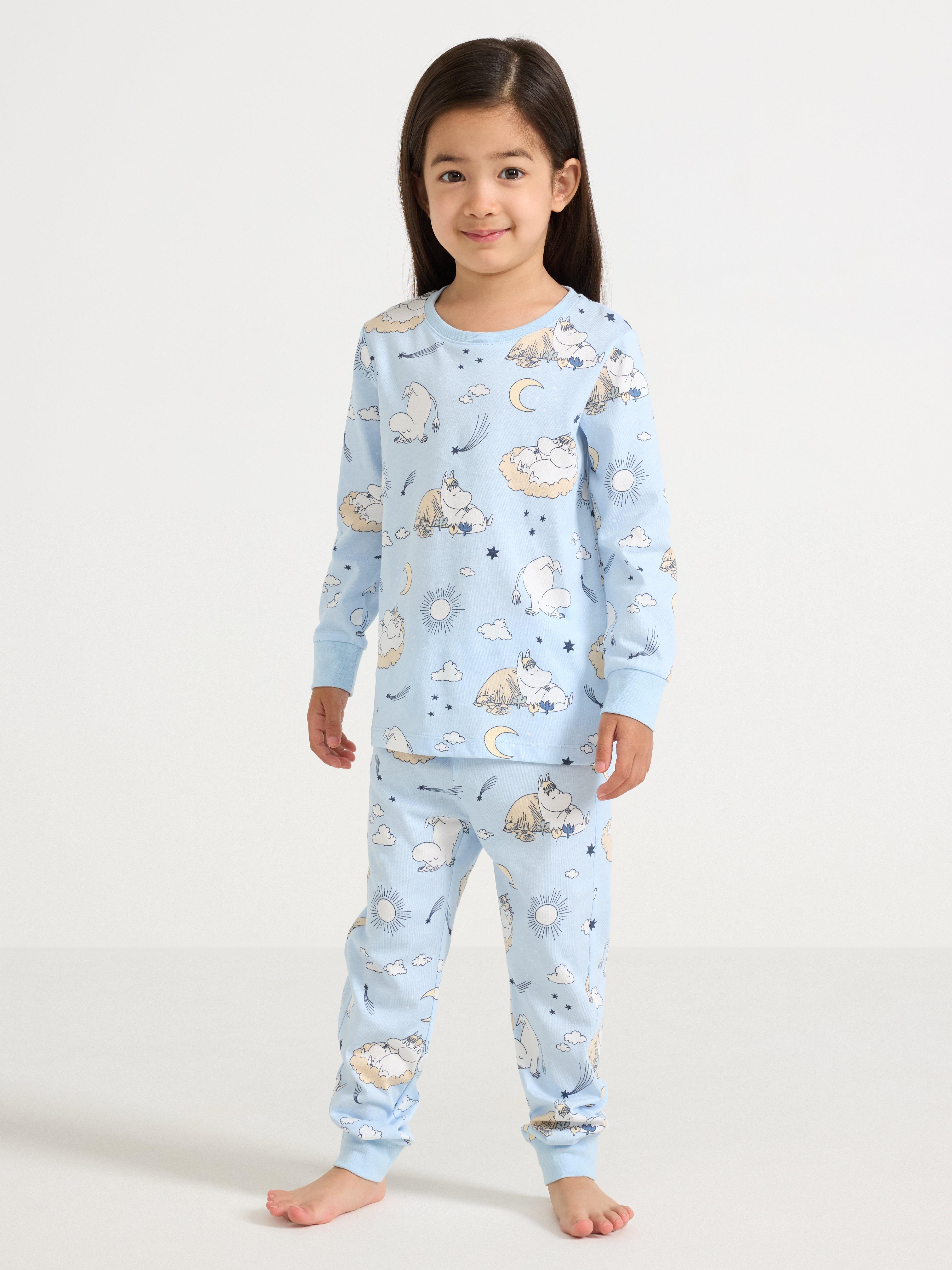 Pijama Moomin azul claro