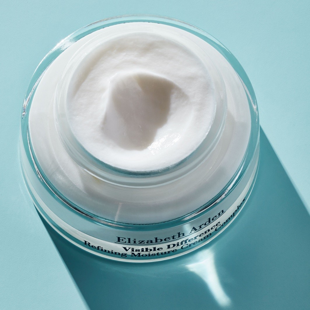 Elizabeth Arden veido kremas „Cerruti 1881“ moterims „Visible Difference Refining Moisture Cream“ 75 ml
