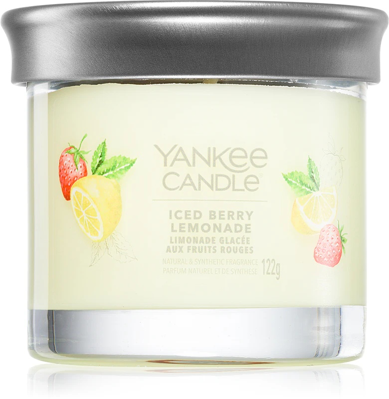Yankee Candle Iced Berry Lemonade Signature aromātiskā svece