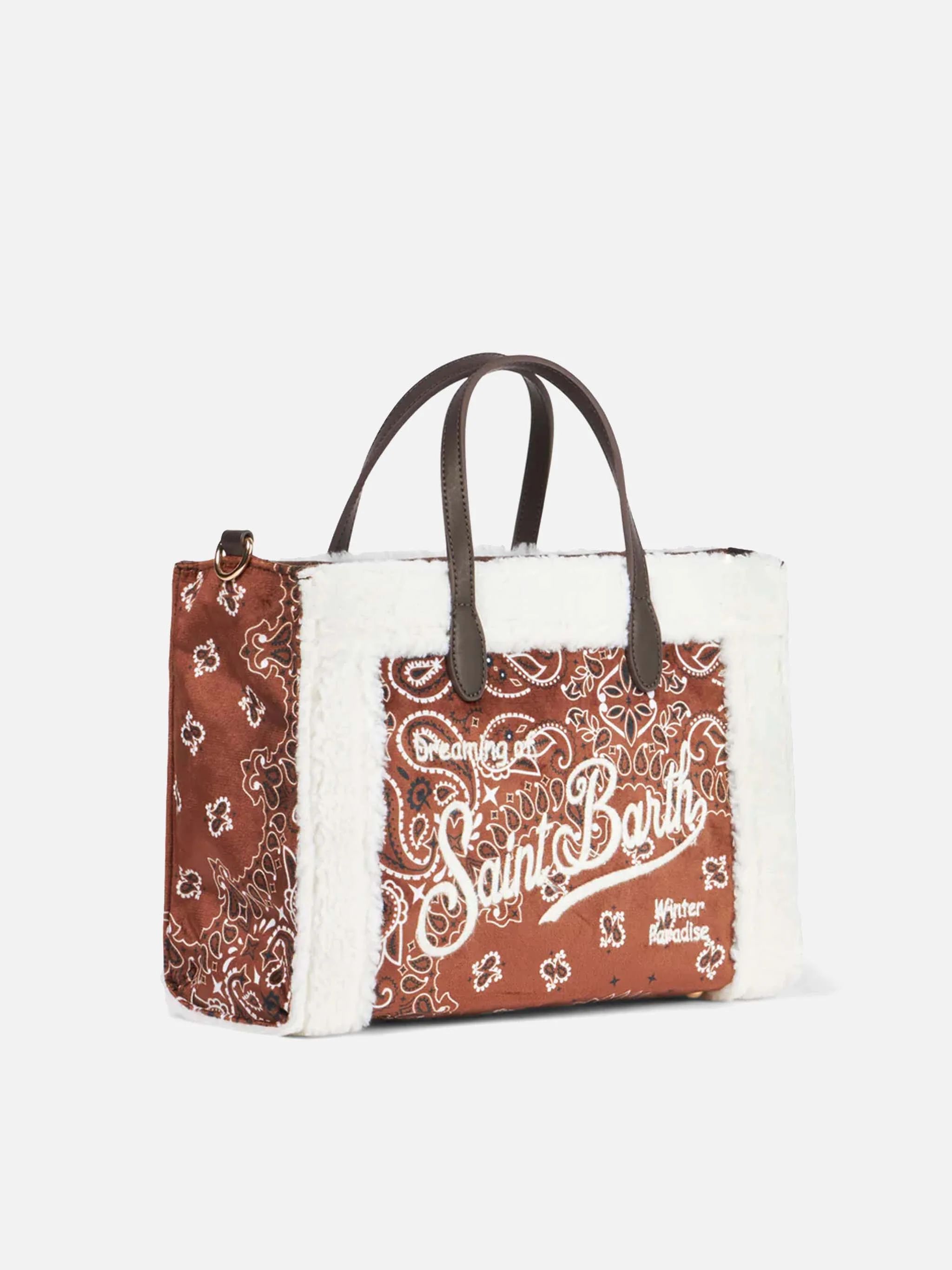 Vivian-tas met bandana-print en sherpa-details.