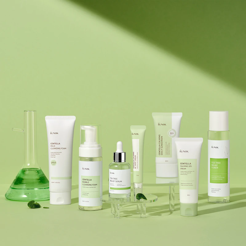 Sérum facial calmante com óleo de melaleuca iUnik para pele sensível e com tendência a acne.