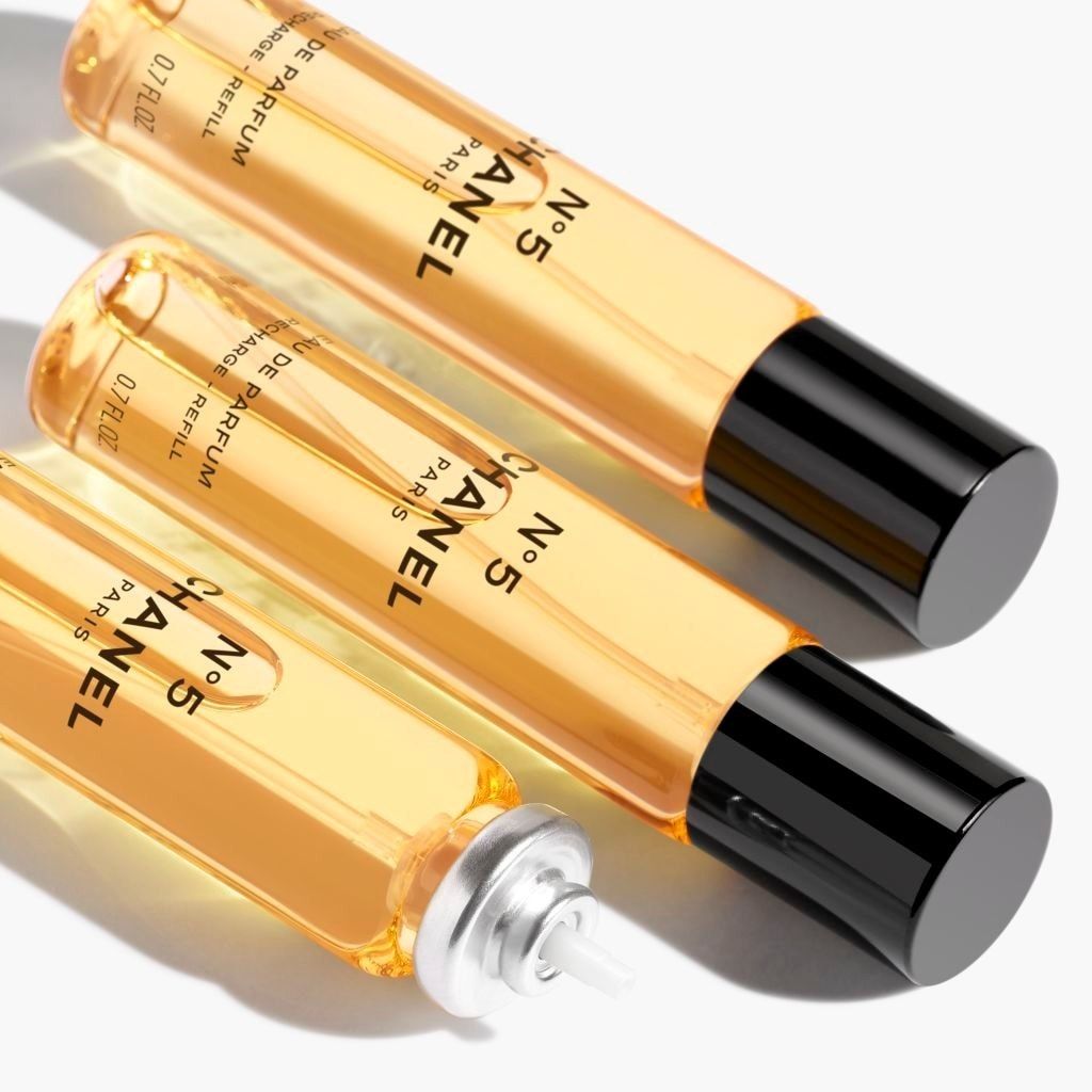 CHANEL Eau de Parfum No. 5 Eau de Parfum Twist and Spray – 3 papildymo pakuotės (po 20 ml) be purškimo galvutės – 60 ml