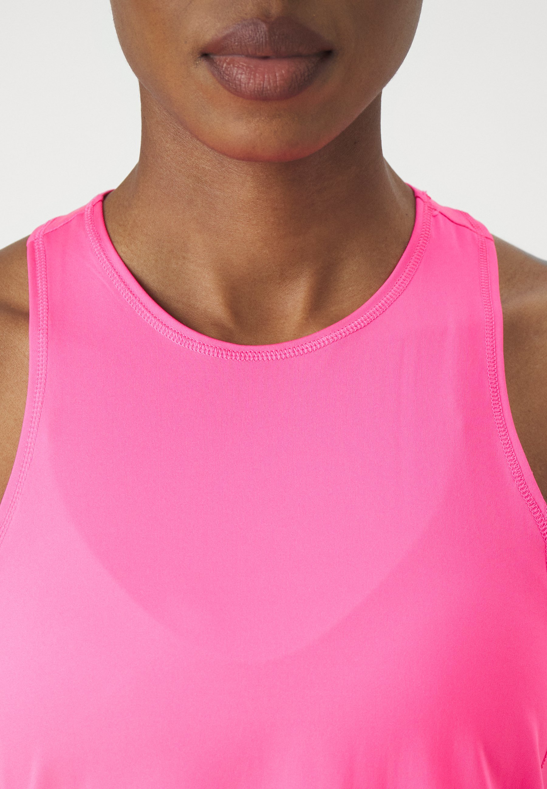 Vestido adidas Performance Sports - rosa claro