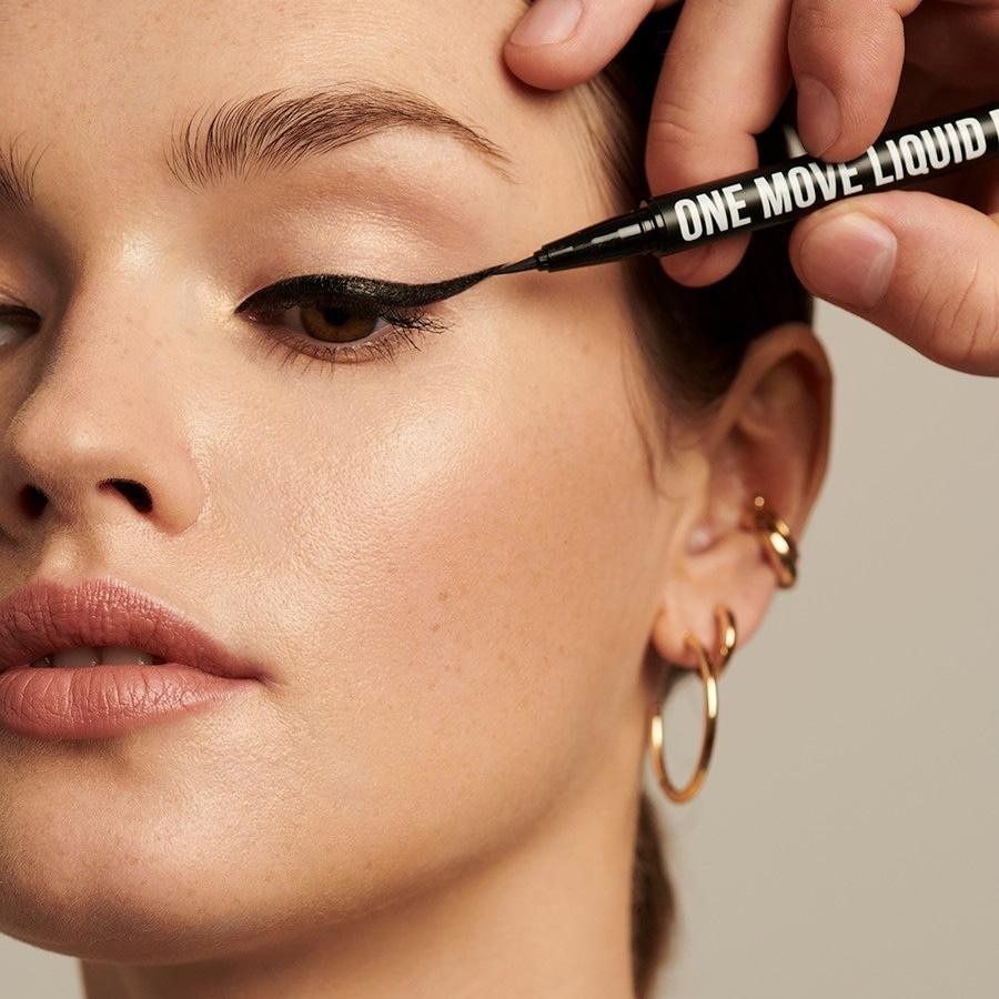Inglot olovka za oči One Move tečni ajlajner - 0,55 ml