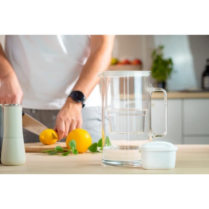 Pack de 12 Cartouches filtrantes compatibles avec Brita Marella, Amazon basics, remplacement Brita Maxtra Plus