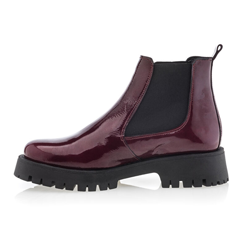 Rote Damenstiefel / Stiefeletten