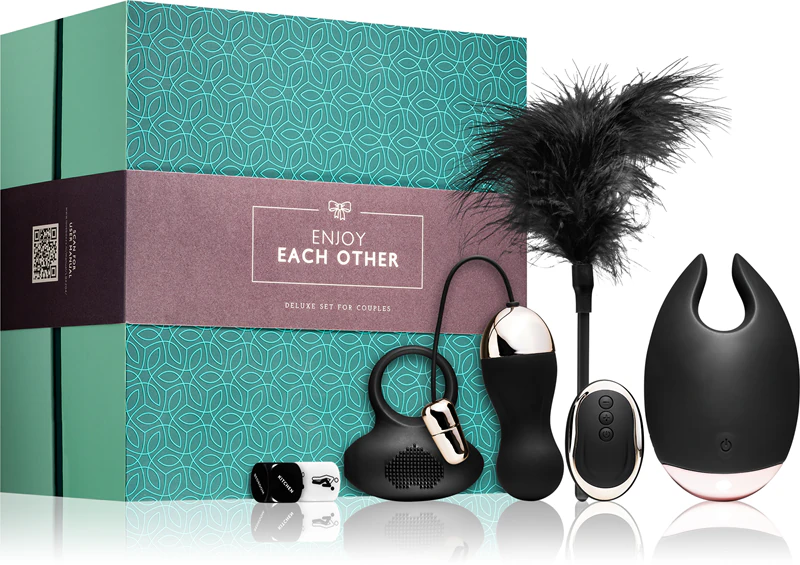Conjunto de acessórios eróticos LoveBoxxx Romantic Couples Box