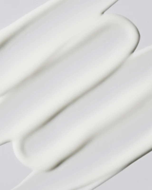Topicrem MELA Unifying Ultra-Moisturizing Milk SPF15 mitrinošs piens pret ādas krāsas izmaiņām