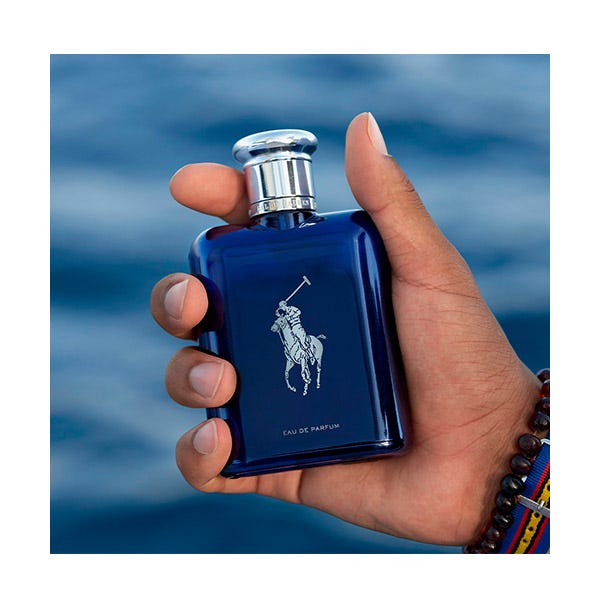 Poloblå