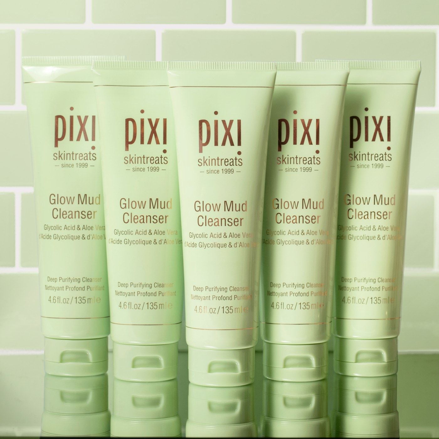 Pixi pjena za čišćenje lica s blistavim blatom - 135 ml
