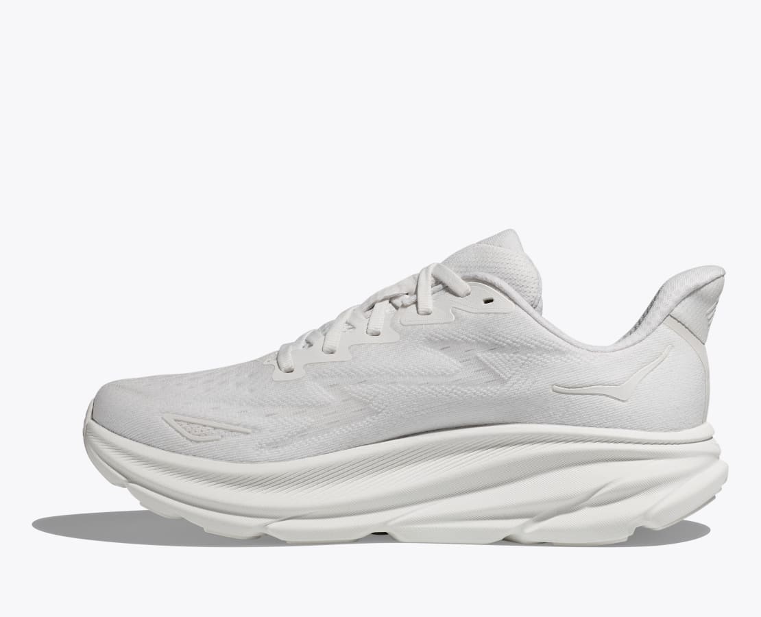 UOMO Clifton 9