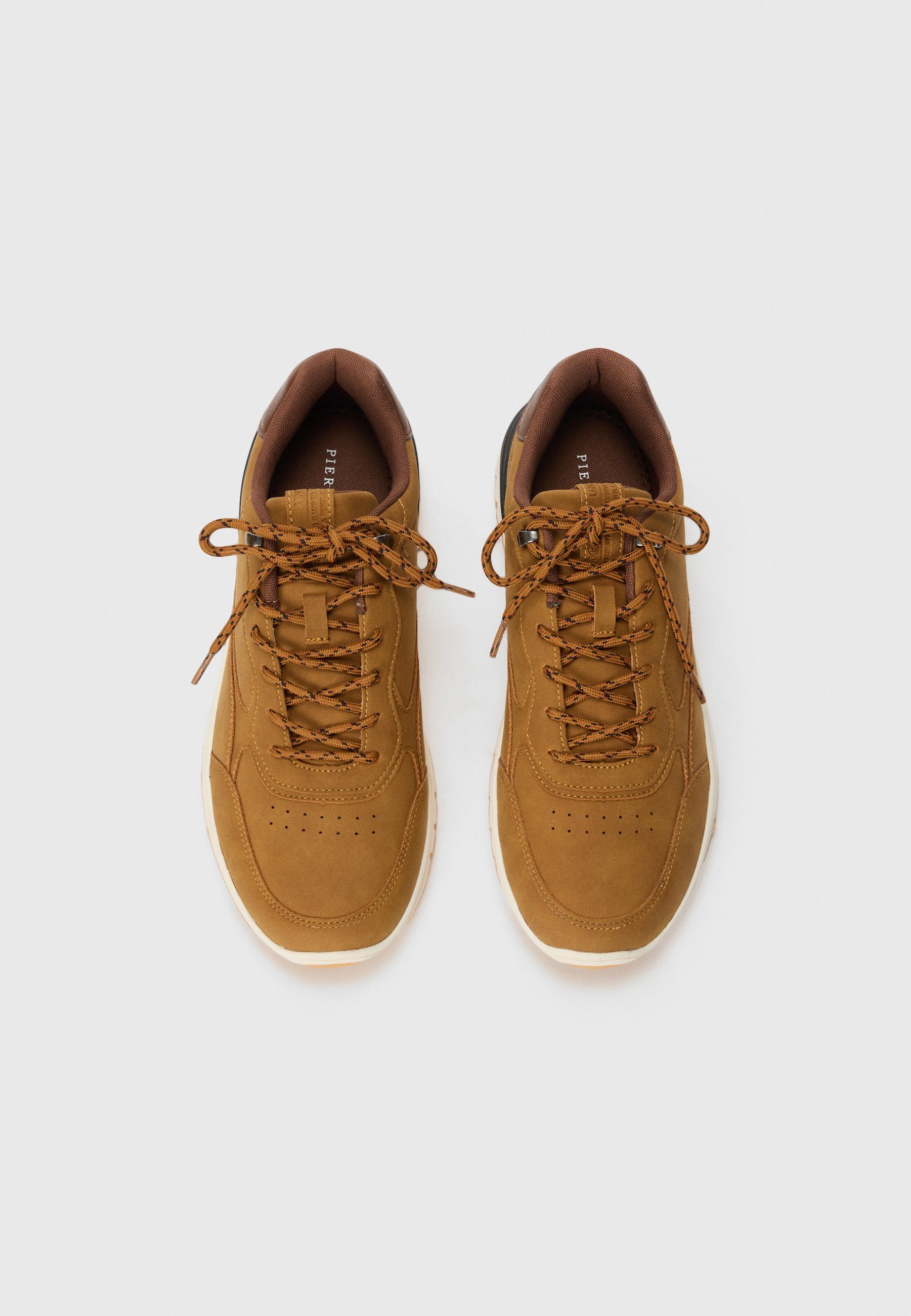 Pier One sneakers - bruin