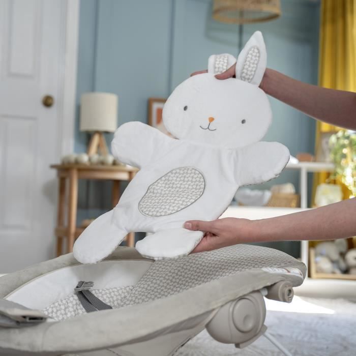 INGENUITY Baby Comfort Bouncer Little Rabbit, met verlichte activiteitenboog, afneembaar verkleinkussen, babycadeau