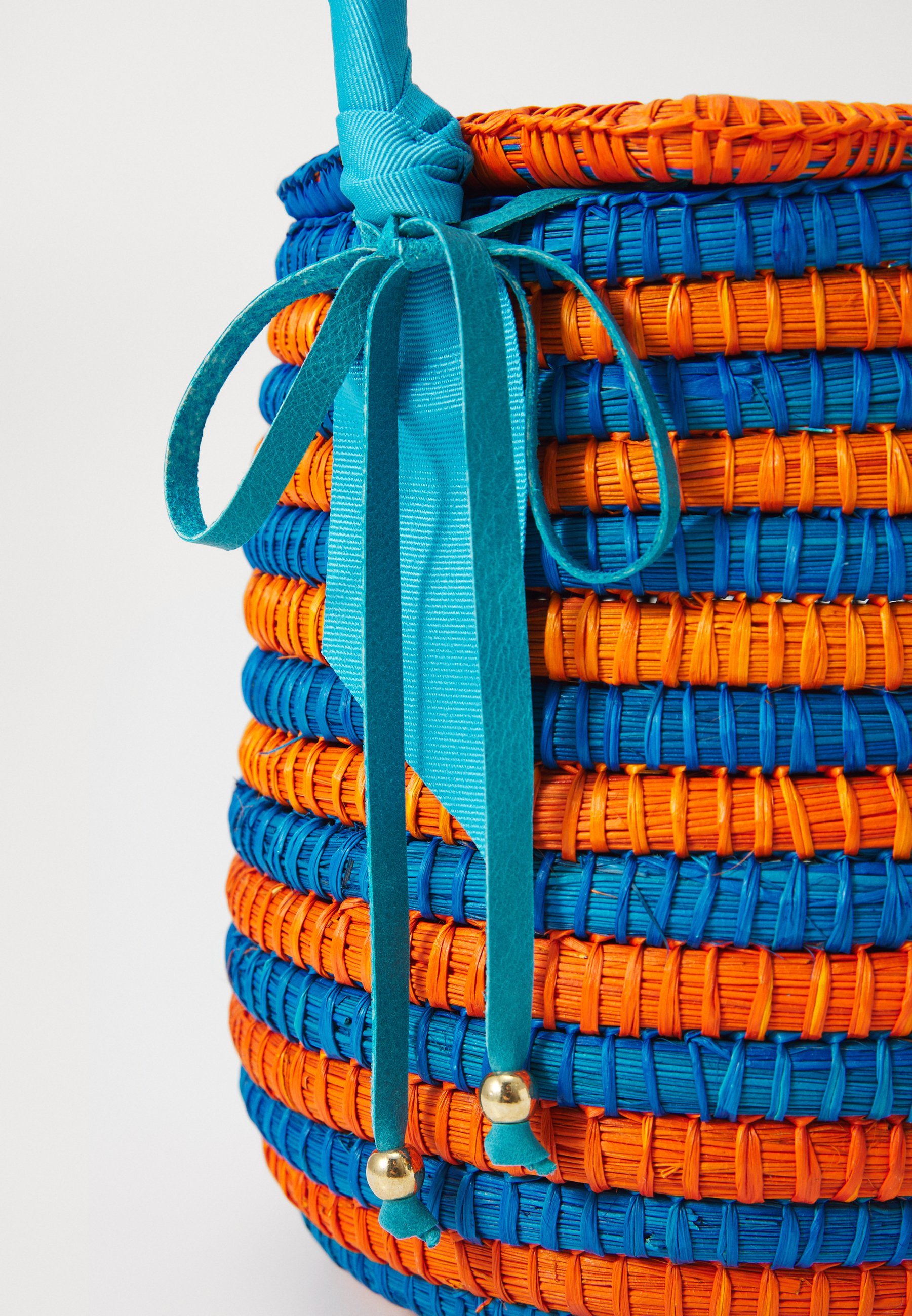 Sensi Studio Gestreifter Picknickkorb - Handtasche - Hellblau-Terracotta/Türkis