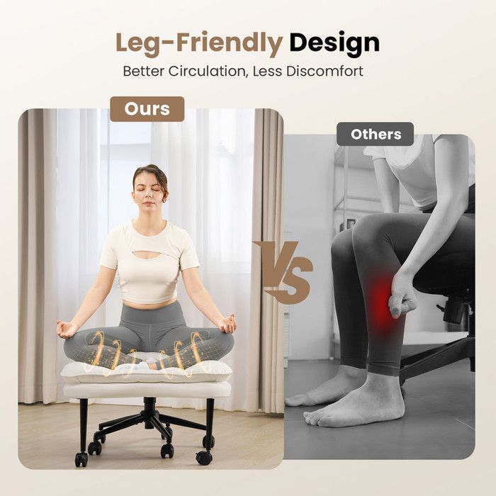 Silla de oficina beige con patas cruzadas y ruedas.