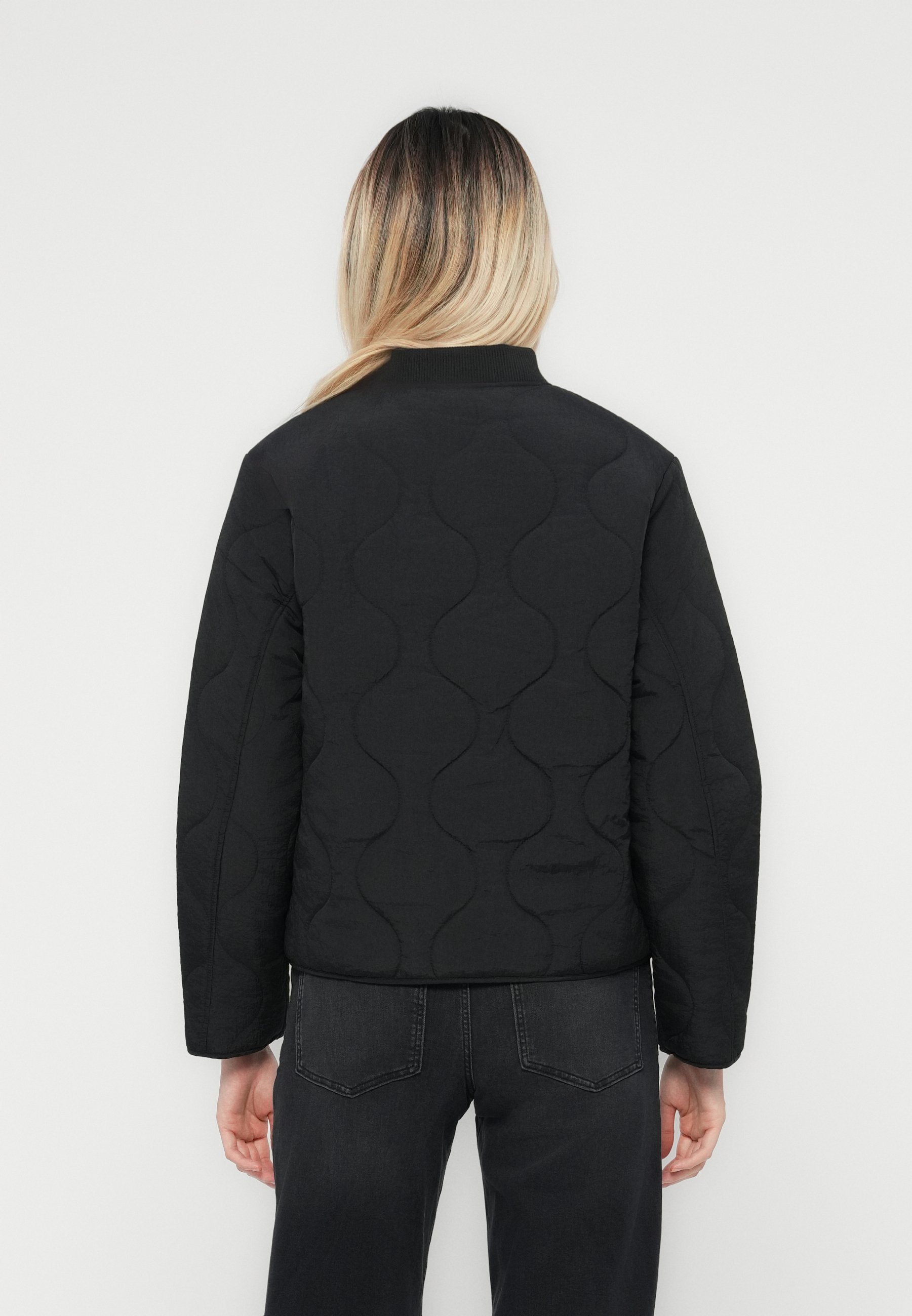 ONLY ONLSALSA JACKET - Jachetă ușoară - black