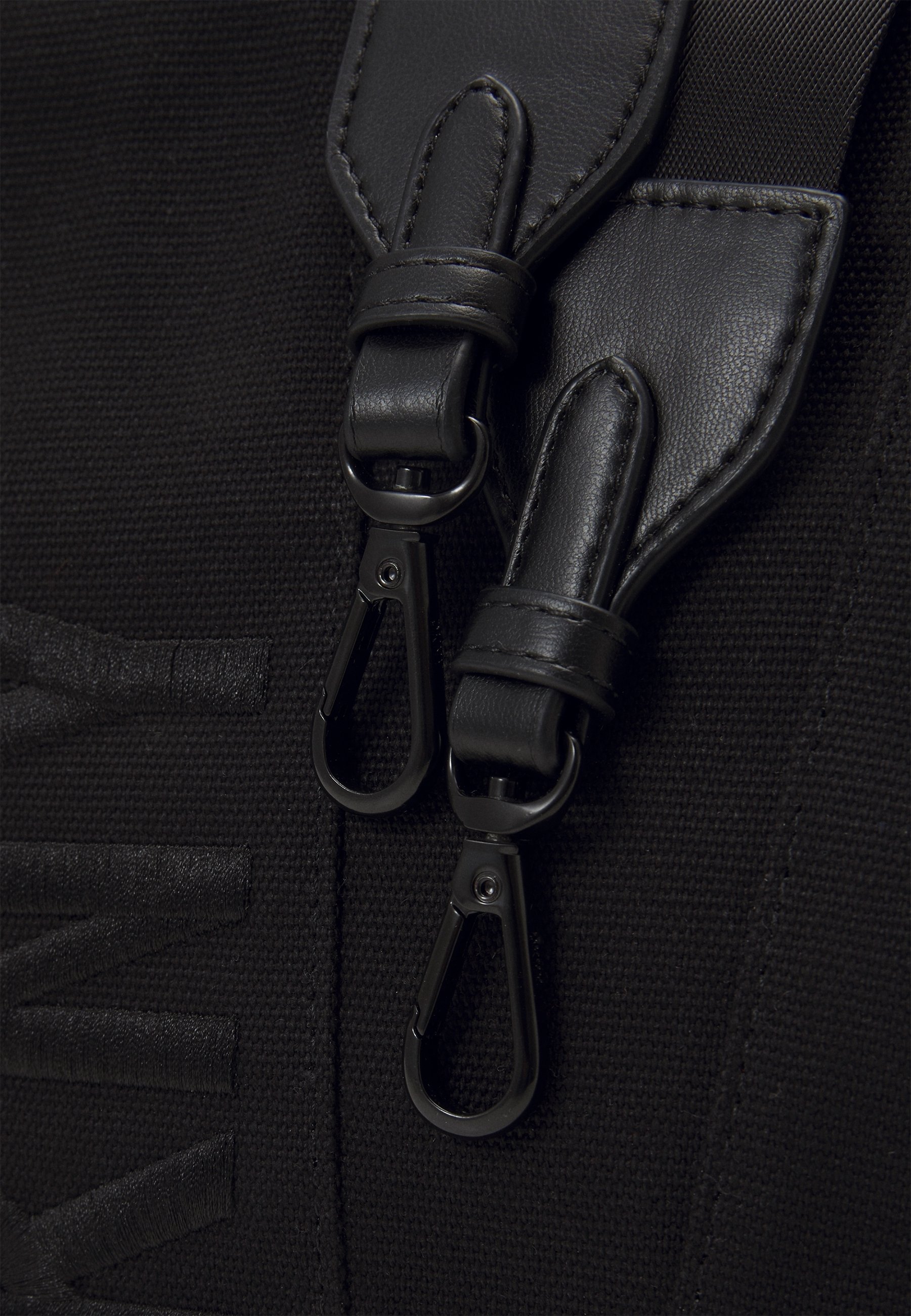 Borsa a tracolla DKNY - nera