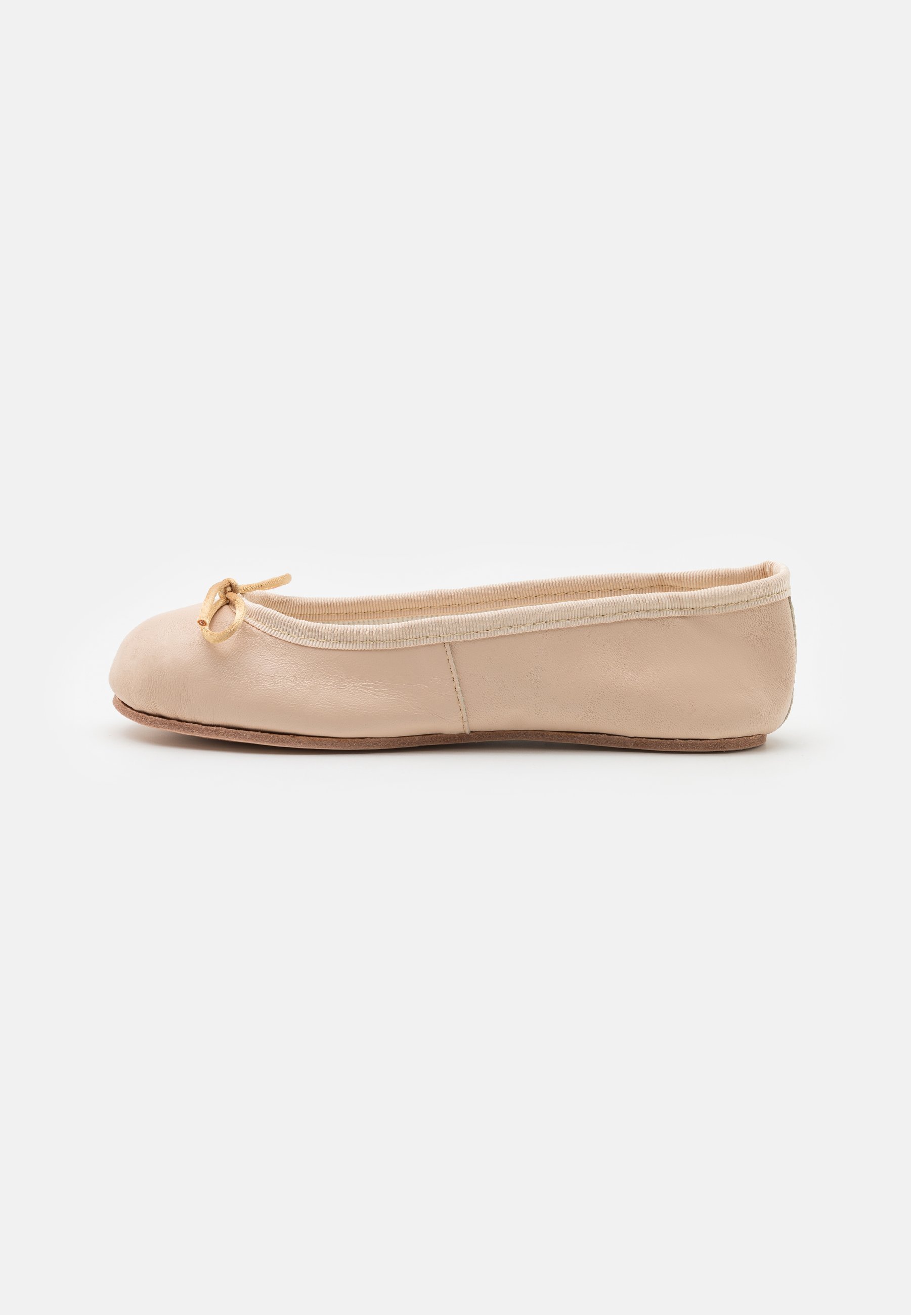 Pisamonas Ballerinat - nude