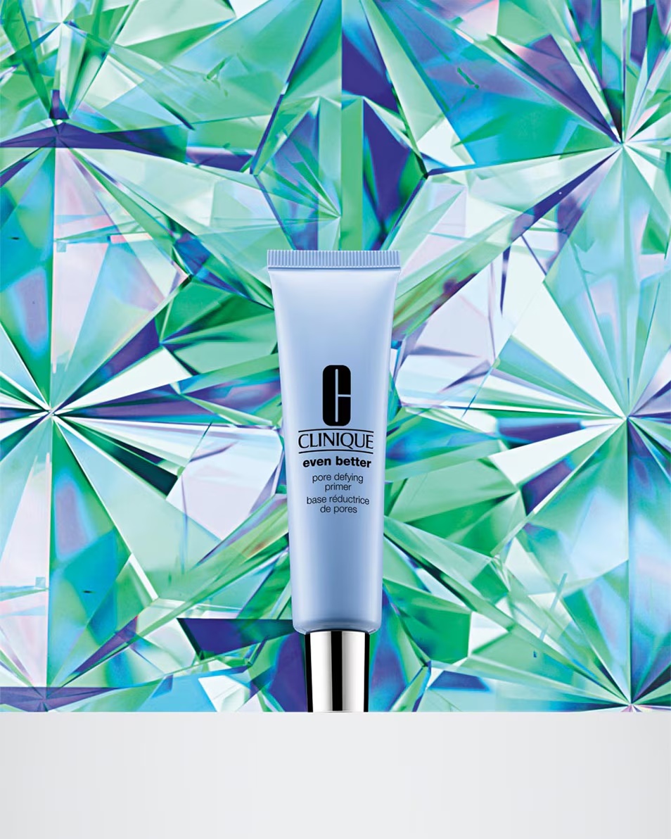 CLINIQUE EVEN BETTER™ PORE DEFYING PRIMER PRAVILNI TEKUĆI PUDER