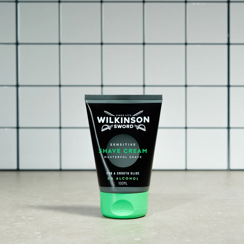 Creme de barbear Wilkinson Sword Sensitive para homens