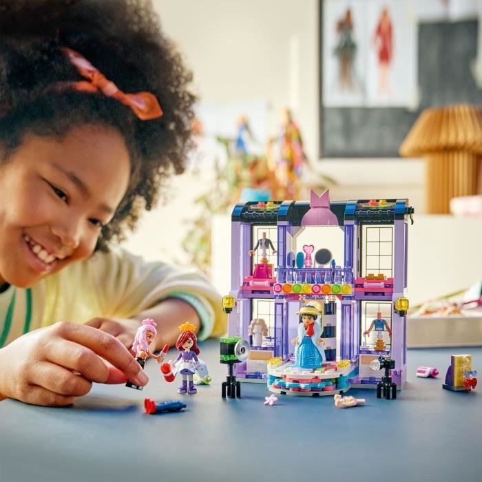 LEGO Friends 42685 Heartlake City Fashion Show - Building Set for ages 7+