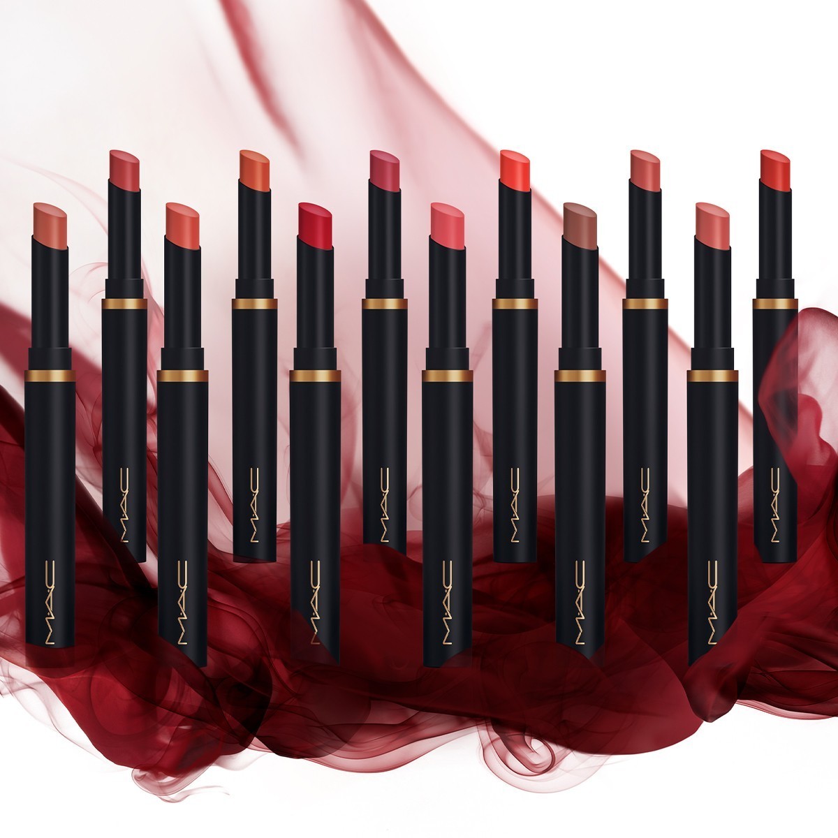 MAC lūpų dažų pudra „Powder Kiss Velvet Blur Slim Stick“ – 2,3 g