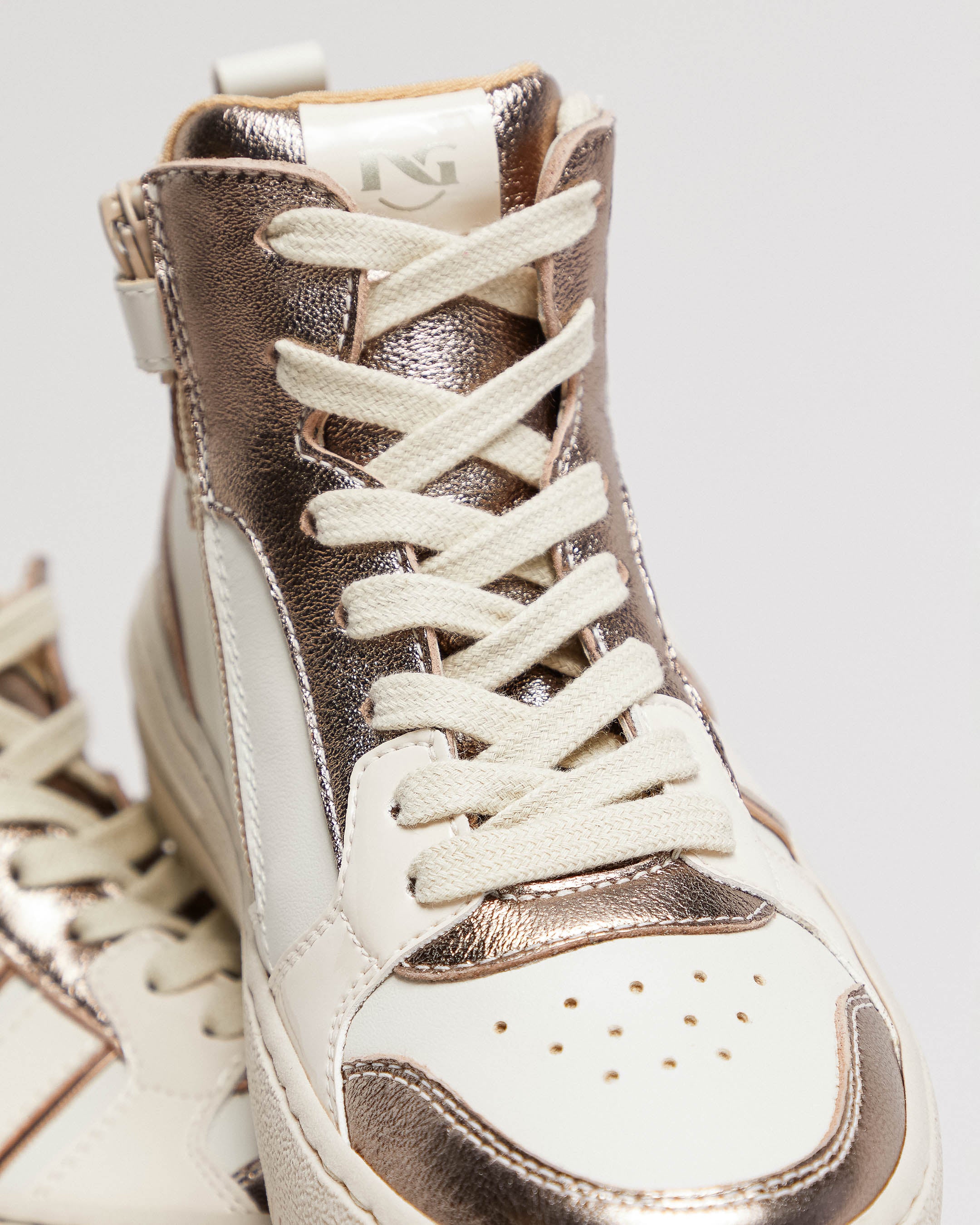  Ledersneaker für Teenagerinnen