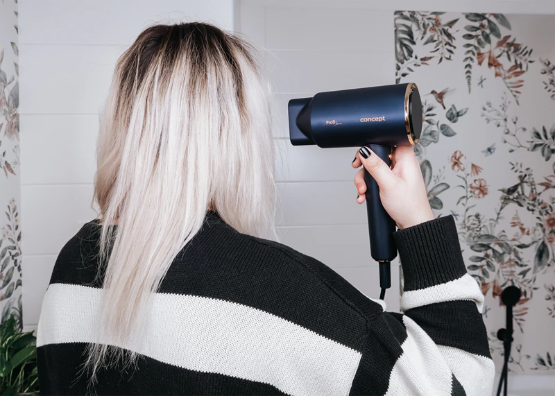 Secador de cabelo Concept Profi Care BLDC VV8100