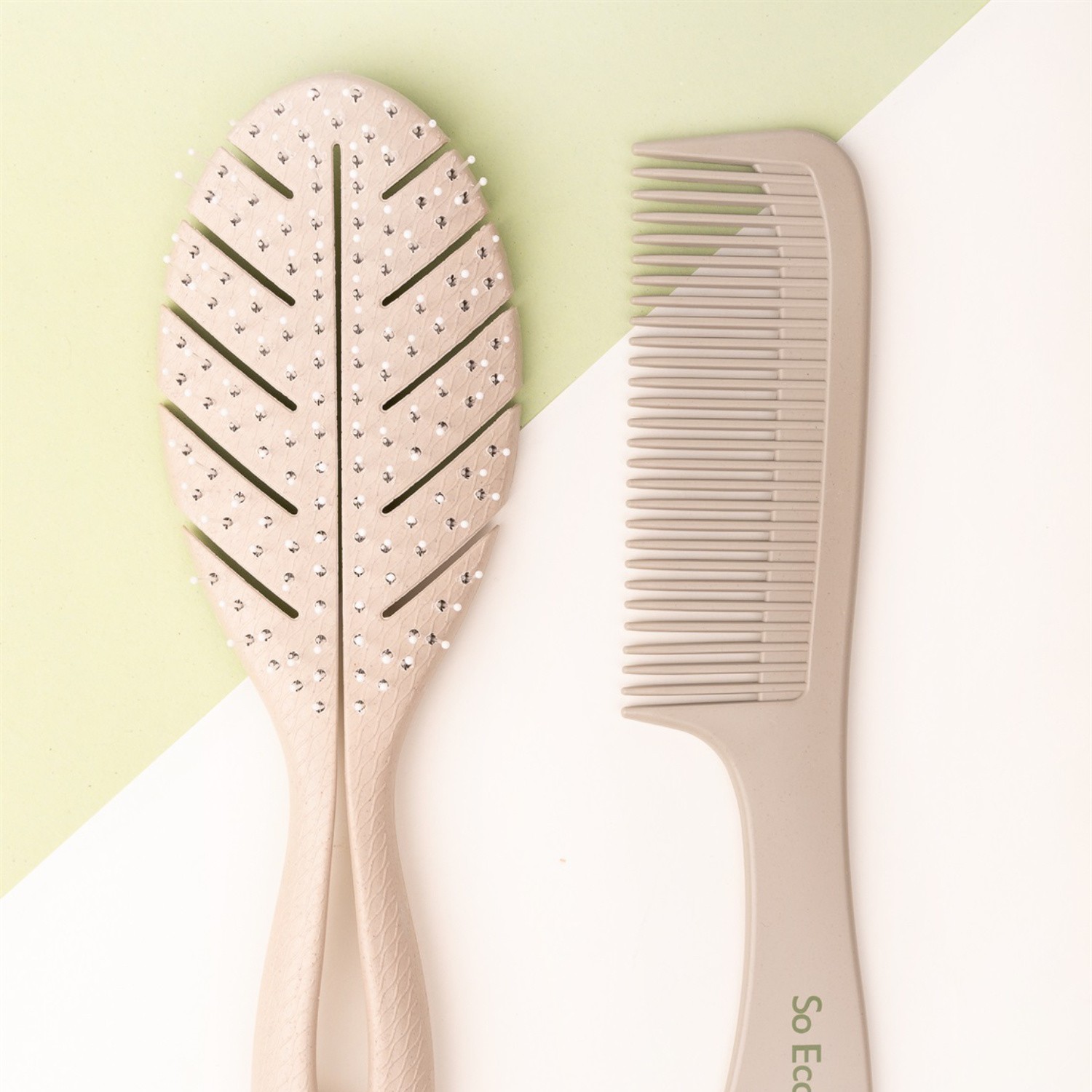 SoEco Set de coiffure brosse démêlante et peigne naturels