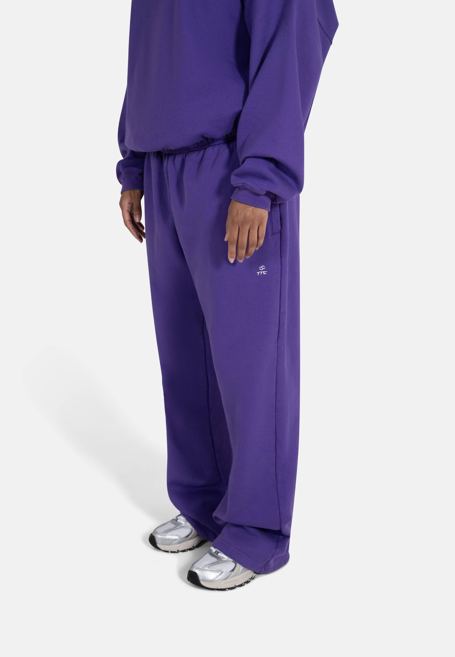 De joggingbroek van The Tracksuit Club