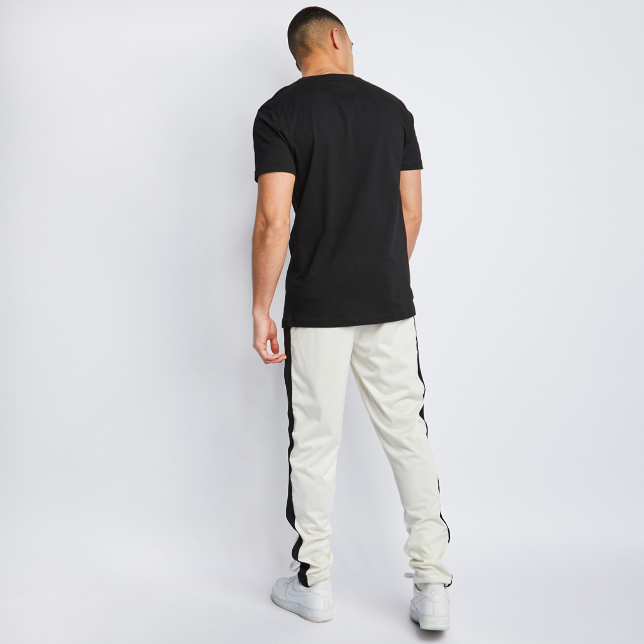 LCKR Essential