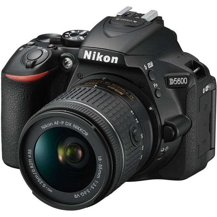 Fotocamera reflex digitale Nikon D5600 + obiettivo AF-P 18-55 VR - Sensore DX da 24,2 MP - Gamma di sensibilità estesa
