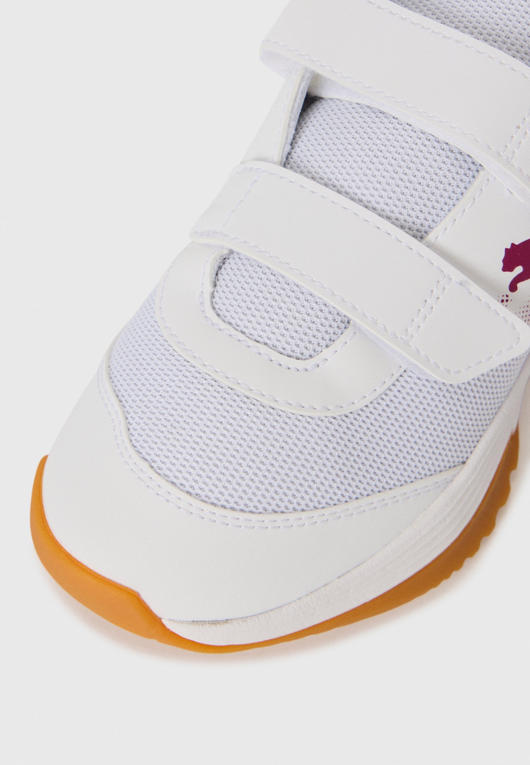 Puma VARION II UNISEX - Scarpe da pallamano - bianco/bacca