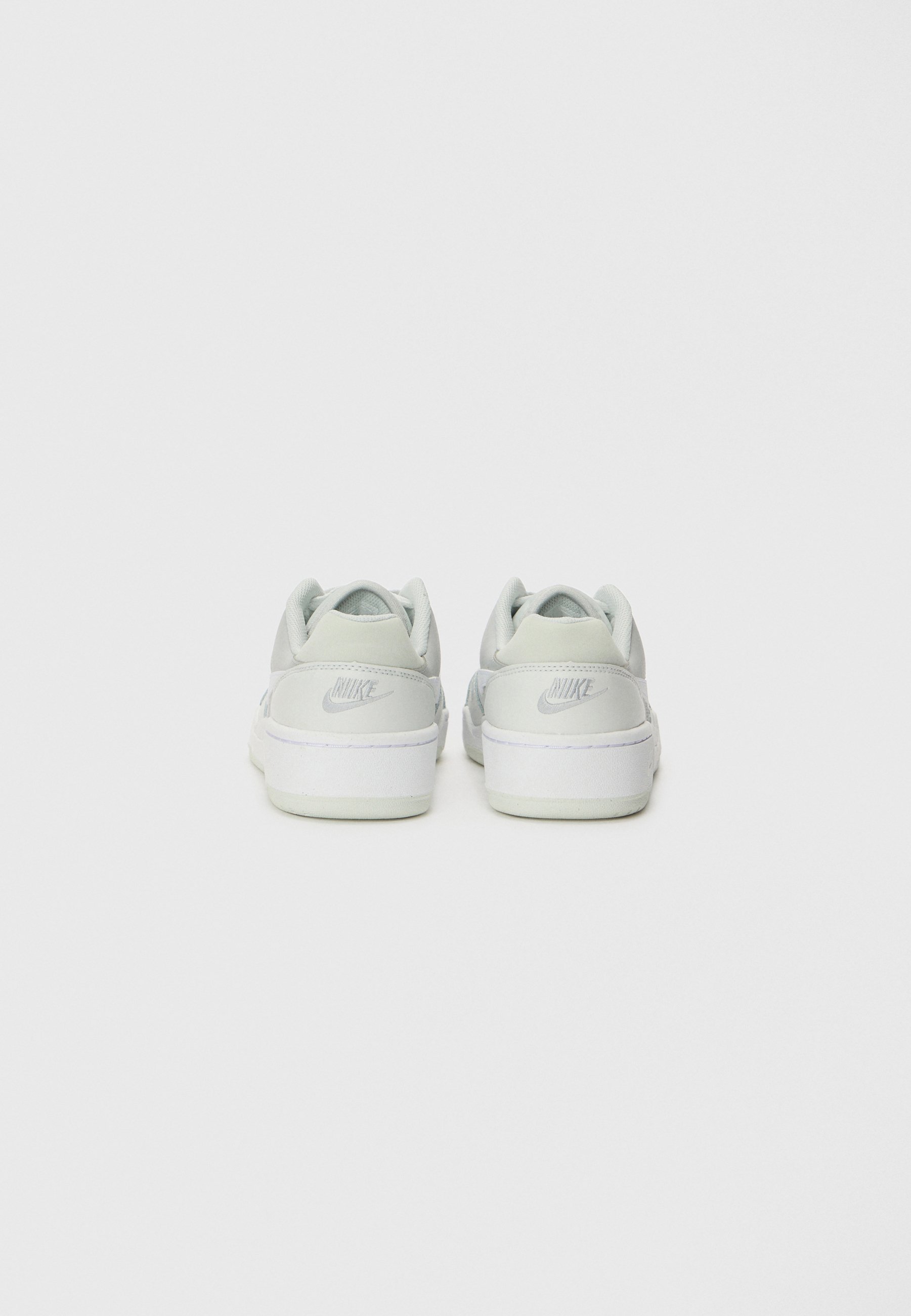 Nike Sportswear FULL FORCE LOW - Scarpe da ginnastica - photon dust/white/smoke grey/silver-coloured