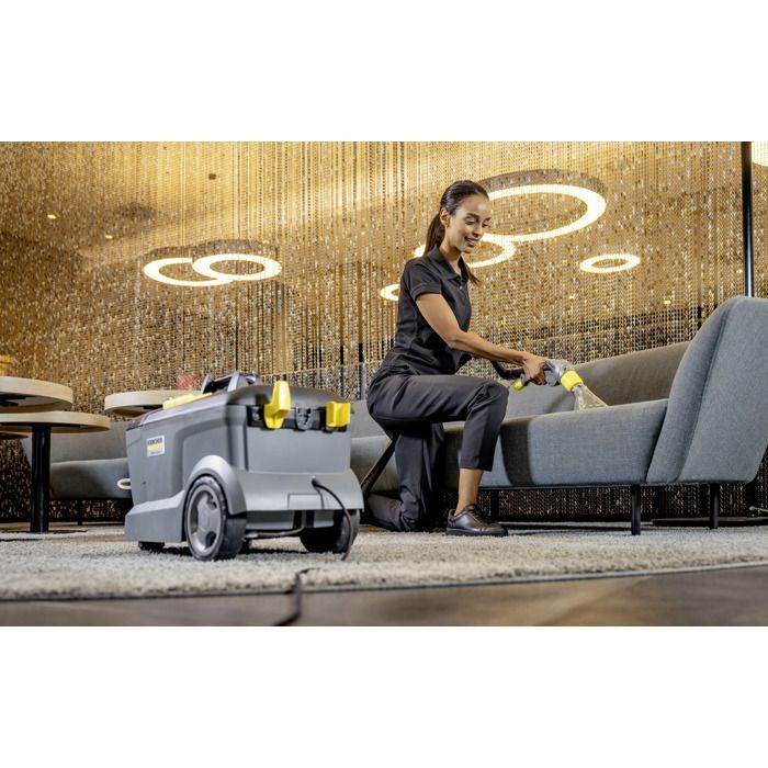 Aspiradora/lavadora Karcher Puzzi 10/1 Professional. Depósito de 10 litros - 1250 W.