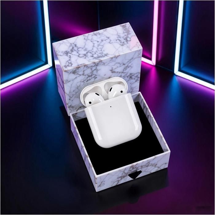 Apple AirPods di seconda generazione (2019) con custodia di ricarica Auricolari wireless