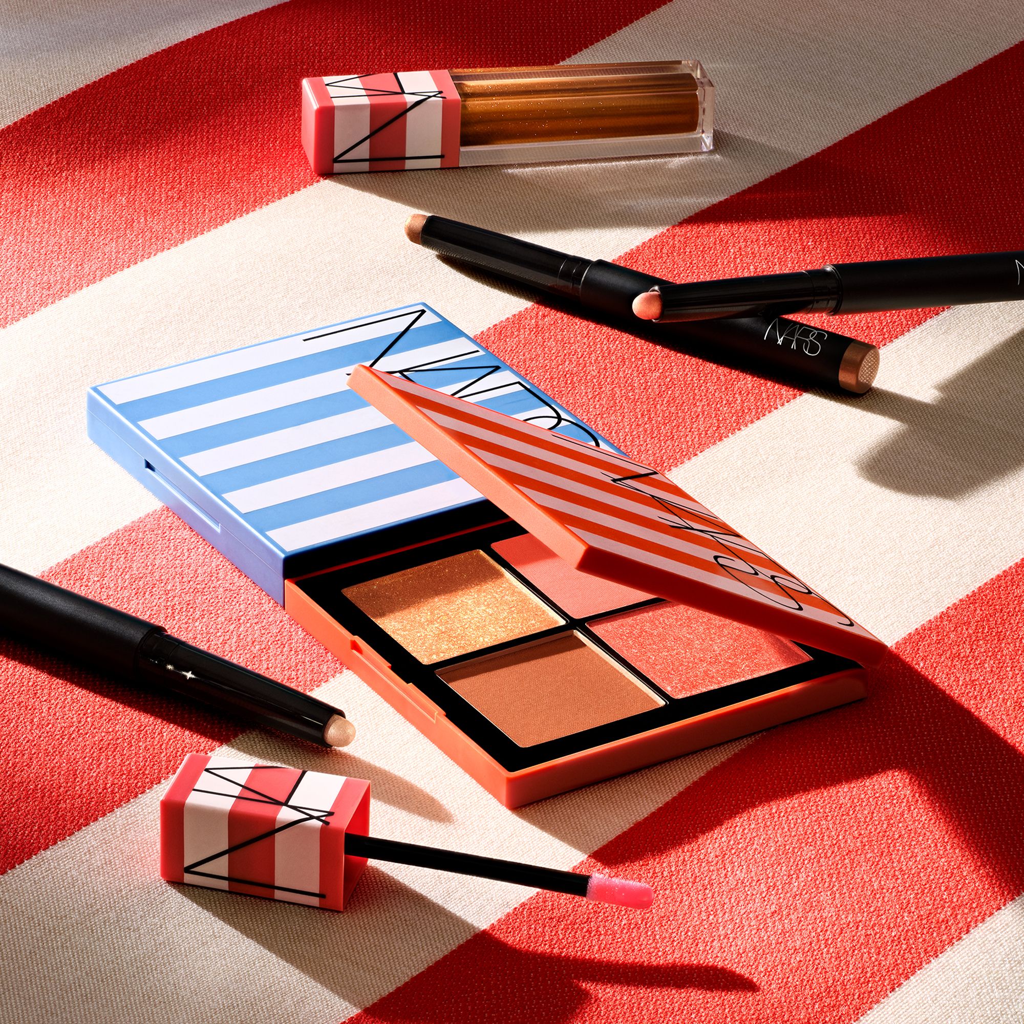 Hot Escape Cheek palete Bronceadores lujo