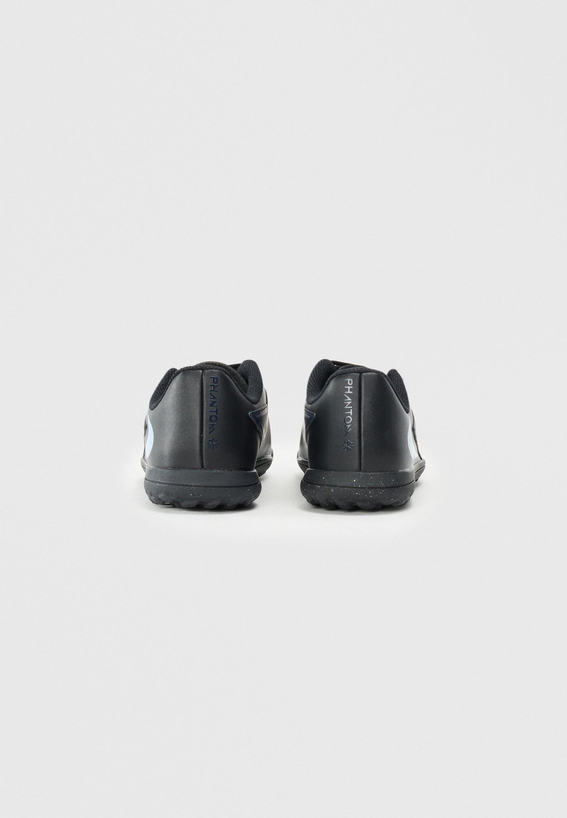 Nike Performance JR PHANTOM 6 LOW CLUB TF UNISEX - Voetbalschoenen voor stevige ondergrond - zwart