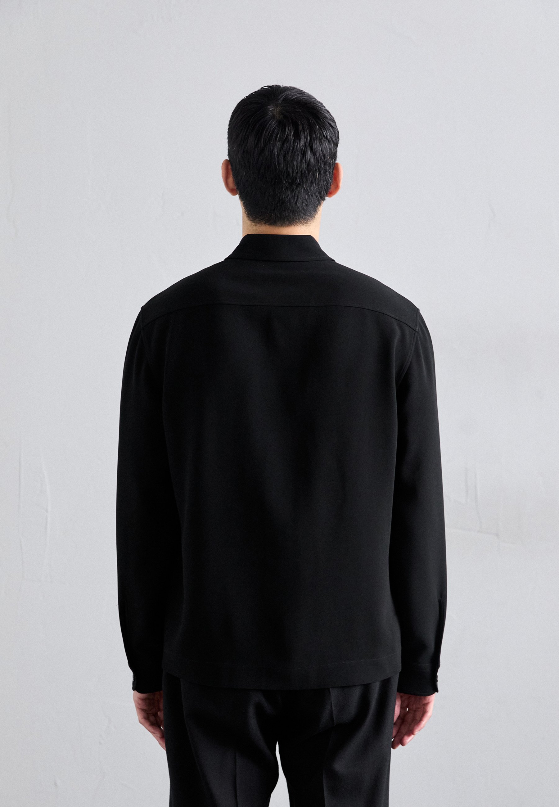 Filippa K BLAKE OVERSHIRT - Giacca leggera - nera