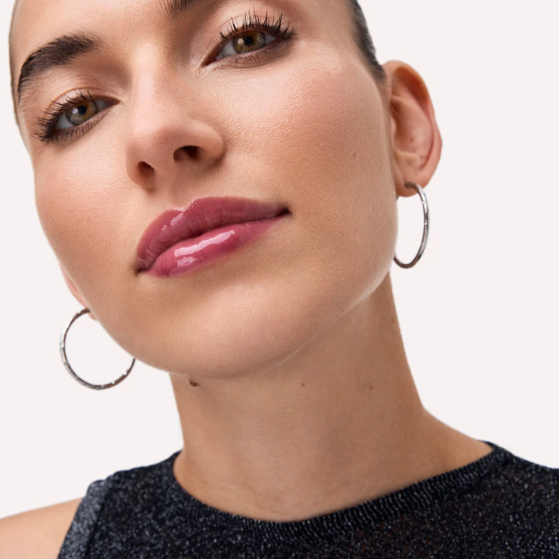 Lesklý balzám na rty Catrice Peptide Bliss